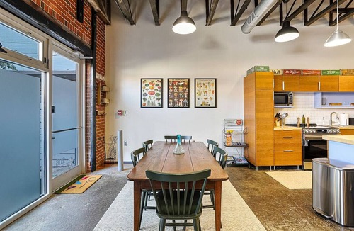 Old City Condo | The Urban Spot ~ Street Level Patio on Jackson
