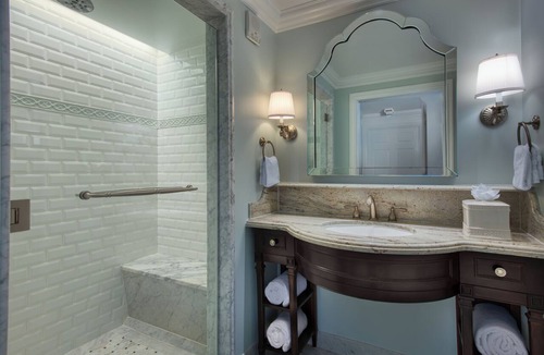 Bay Lake Hotel | The Villas At Disney's Grand Floridian Resort & Spa
