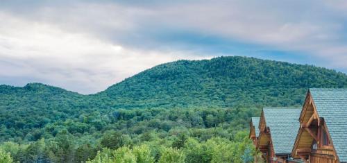 Lake Placid Resort | The Whiteface Lodge