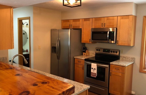 Intervale Condo | The Woodland Retreat - Spacious Family Home + Pool