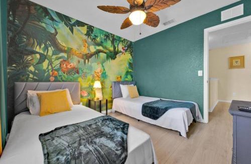 Regal Palms House | Themed Resort Home 15 min drive to Disney