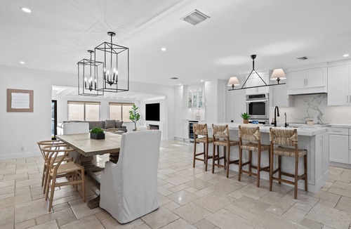 Coral Ridge Isles House | This house is a 3 bedroom(s), 2 bathrooms, located in Fort Lauderdale, FL.