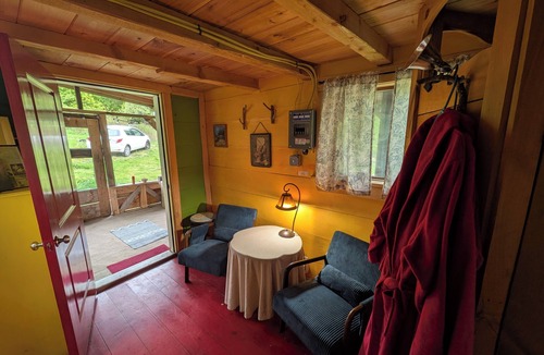 Jackson Cabin | Tiny House Oasis in beautiful Waldo County, Maine. Dogs welcome!