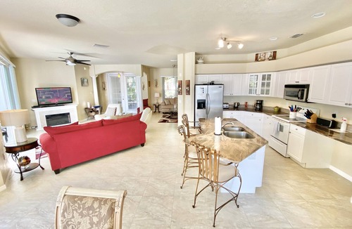 Pelican Villa | TOP FLORIDA's Villa Lake El Dorado