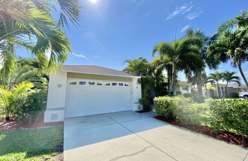 Pelican Villa | TOP FLORIDA's Villa Lake El Dorado