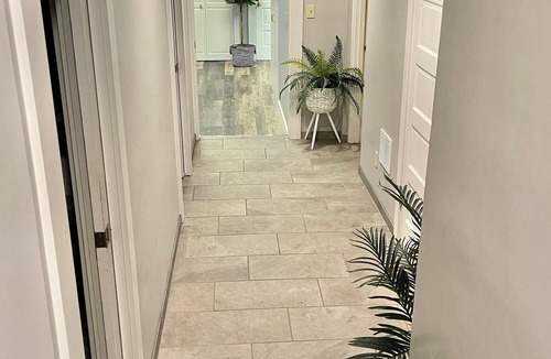 North Queen Anne House | Top of Queen Anne Lower Level 2 bedroom