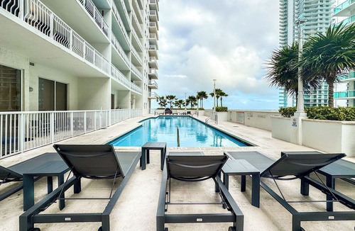 Brickell Apartment | Top Stay Miami - Blue@Brickell w/Balcony & Parking