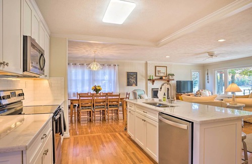 Pine Top House | Topping Riverfront Bungalow w/ Dock & Kayaks!