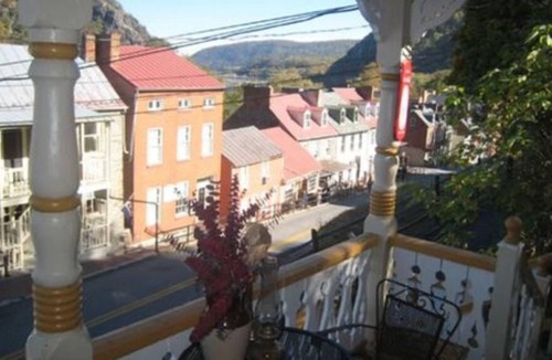 Harpers Ferry Hotel | Town's Inn