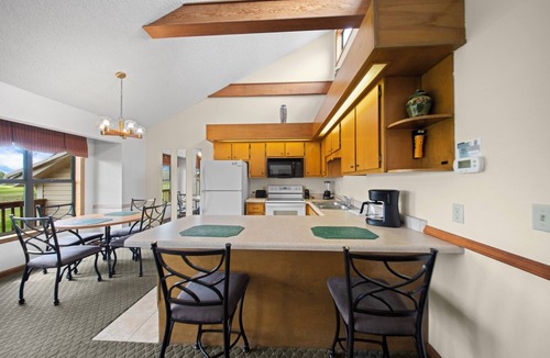 Lake Tansi House | Trade Traffic for Trails in Crossville