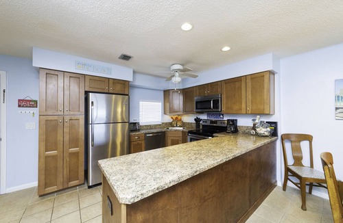 Crescent Beach Condo | Tradewinds 143: Ocean view, steps to pool, pristine beaches