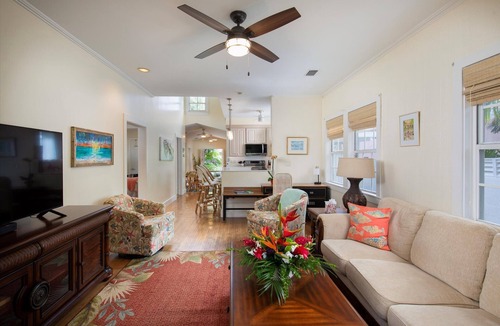 Midtown House | Tranquil Beauty-Private Pool - Outside Lanai-Beaches Nearby