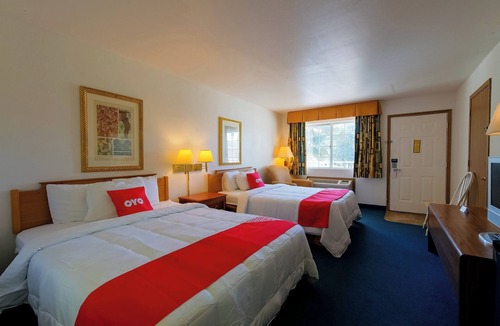 Eureka Springs Hotel | Tranquil Budget Escape Near Great Passion Play & Historic District