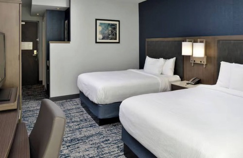 Downtown Wilmington Hotel | Tranquil Stays Near Restaurants, Museums, Theater, and Airport | 4 Units