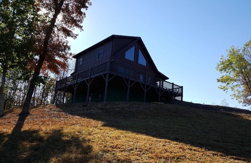 Vein Mountain Cabin | Tranquility with a View