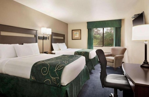Brunswick Hotel | Travelodge by Wyndham Brunswick near Fredrick
