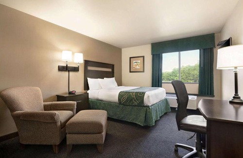 Brunswick Hotel | Travelodge by Wyndham Brunswick near Fredrick