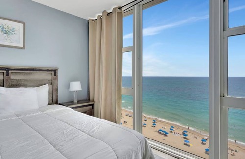 Galt Mile Resort | Tropical Retreat! Luxurious Stay with Pool, Spa & Yoga by the Sea