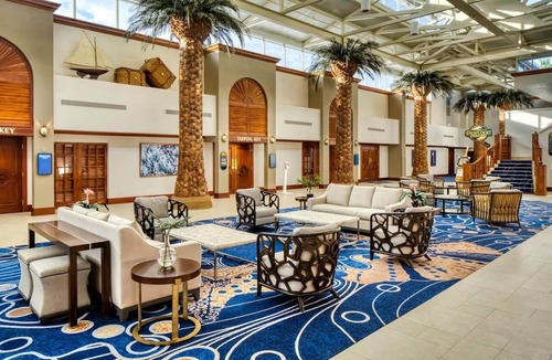 St. Pete Beach Hotel | Tropical View With Balcony 1 King Bed at Island Grand at TradeWinds