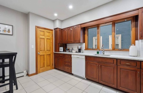South Medford Condo | Tufts 2 Bed + Office & Free Parking