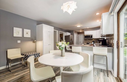 Roxbury House | "Tunnel" HEATED SPA-POOL Best Location! 1.5 Hrs NYC! PoshPadsCT Bike, Hike, Ski
