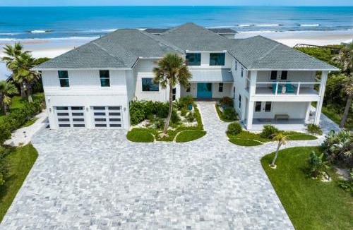 Crescent Beach House | Turtle Dunes