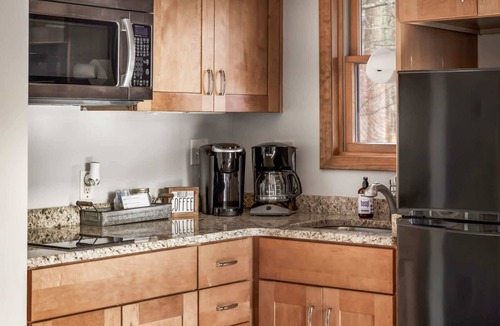 The Woods Ski Chalet | Two Cabins Retreat in Woods Resort - Dog-Friendly!