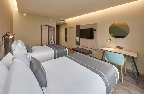 El Sauzal Hotel | Two Double Rooms | Explore Ensenada & Valle de Guadalupe