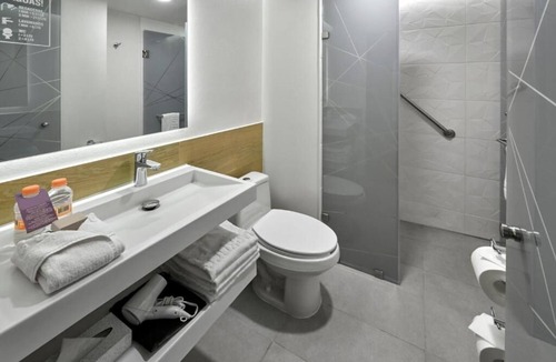 El Sauzal Hotel | Two Double Rooms | Explore Ensenada & Valle de Guadalupe