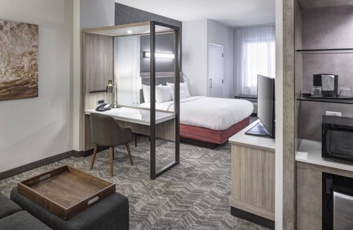Clearwater Beach Hotel | Ultimate Beach Escape! Near Clearwater Beach, Pool, Restaurant and Bar
