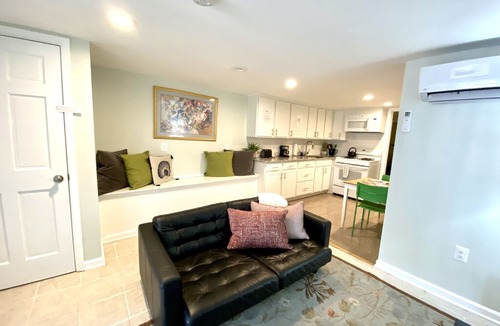 Near Northeast Apartment | Unbeatable location, Steps to Union Station and Minutes to Downtown