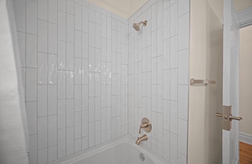 Pittsburgh Apartment | Unique Highland Park 2 Bdr Loft Sleeps 5
