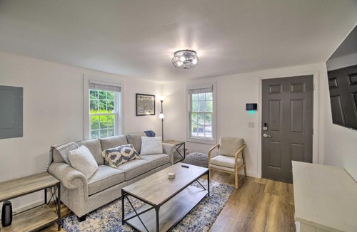 Bristol House | Updated Bristol Retreat ~ 2 Miles to Downtown!