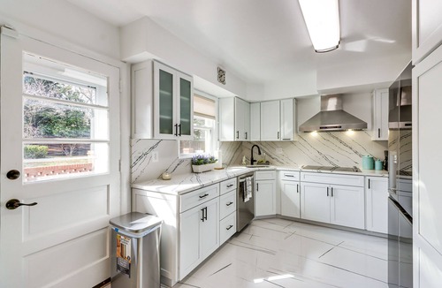 Seminary Hill House | Updated Home w/ Yard ~ 4 Mi to Old Town Alexandria