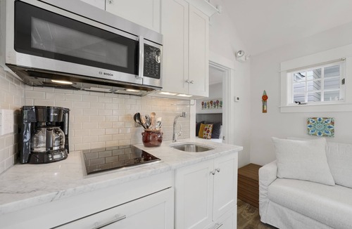Seaside House | Updated, One Level, 1 BD Cottage in Seaside, FL, Sleeps 4 + 2 Adult Bikes!