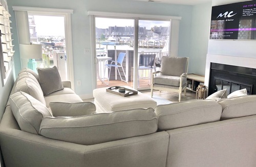 Ocean City House | Upscale Clean Bayfront Townhouse with 4 Balconies, 14th Street