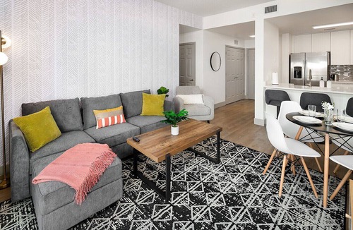 Charlotte Center City Apartment | Urban Retreat | Free WiFi+Parking, Walk to Stadium