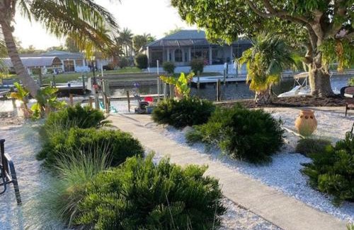 Yacht Club House | Vacation Rental Santa Rosa Cape Coral
