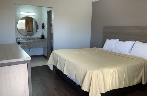 Alpine Hotel | Value Lodge