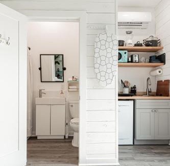 Naples Park House | Vanderbilt Beach Studio