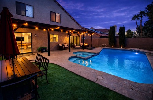 Green Valley House | Vegas Heated Pool+Spa Oasis, 15 Min to Strip