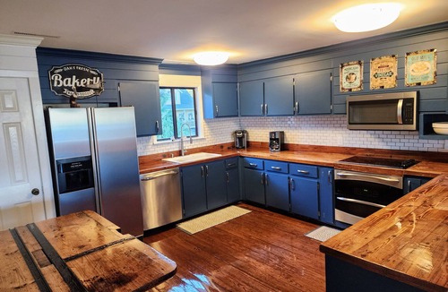 Saint Helena Island House | Views.Views.Views! Sleeps 21 ! 8 Bedrooms plus Amenity Cards!