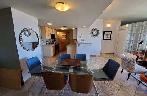 Roosevelt Condo | Viewtastic!