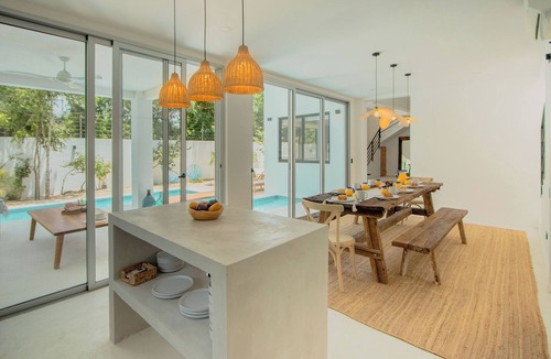 La Veleta Villa | Villa Ave - Spacious and comfortable Villa in Tulum for groups and family.