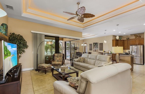 Burnt Store Villa | Villa Monticello - Cape Coral Luxury Waterfront Home 3 Bed 3 Bath Heated Pool