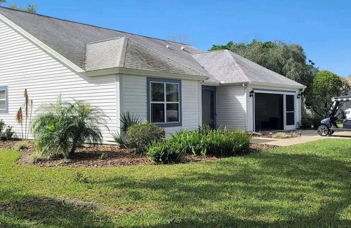 The Villages House | Villa Tortuga Modern Updated home with 2beds/2bath Modern Farmhouse w/Golfcart