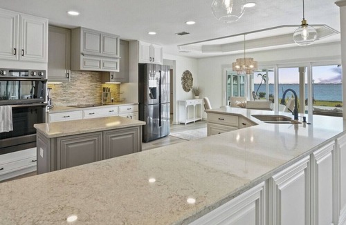 Caloosahatchee House | Villa Vivara, Stylish 4BR Villa with Heated Pool