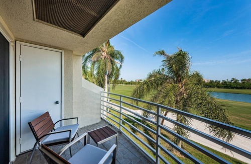 Isla del Sol Condo | Vista Verde N Tranquil 'Island' Views