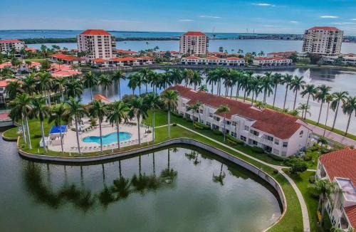 St. Petersburg House | Vista Verde W Great Golf Course Views