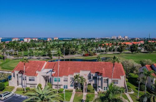 St. Petersburg House | Vista Verde W Great Golf Course Views